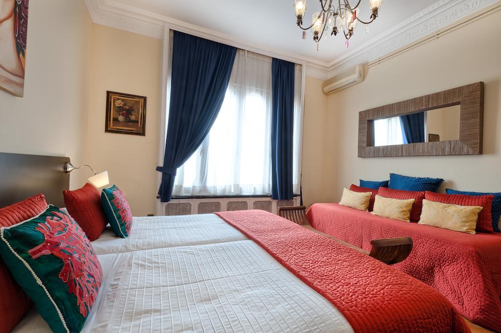 Casa Con Estilo Balmes B&B Barcelona Rom bilde